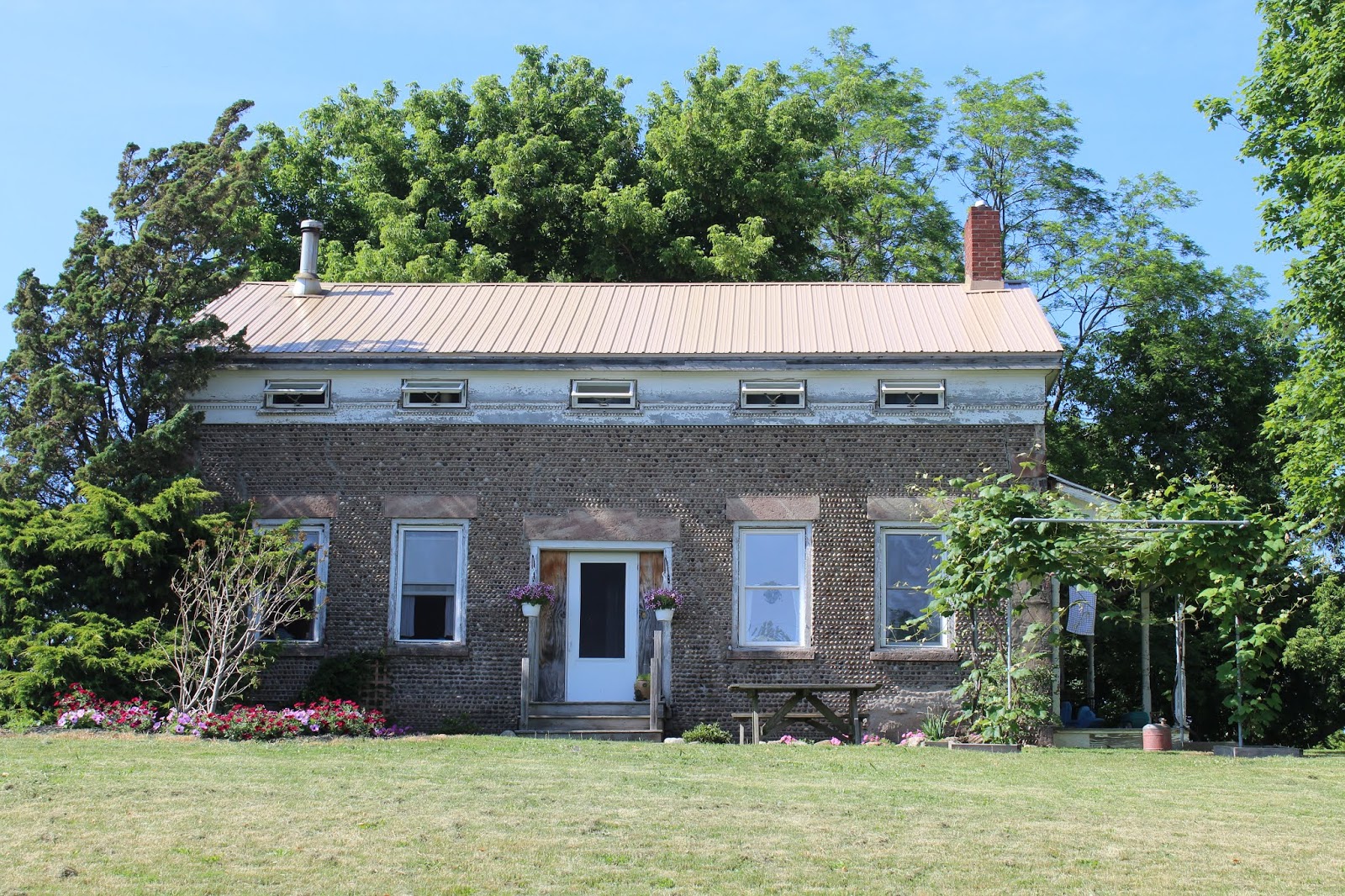 Yates - 12551 Roosevelt Highway